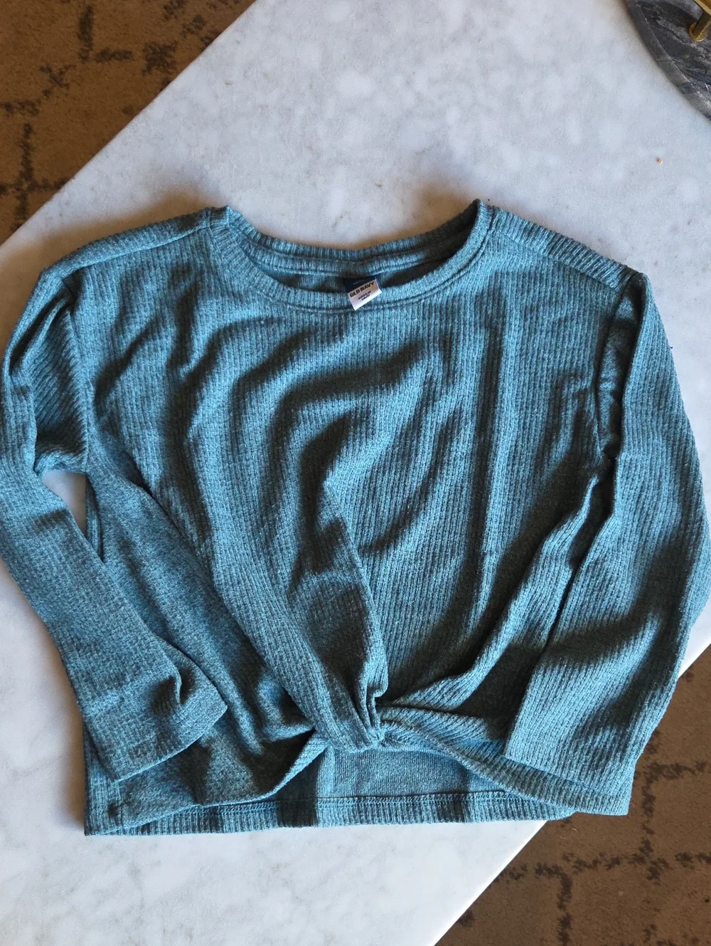 Old Navy Long-Sleeve Twist-Front Top